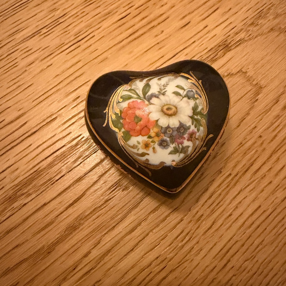 Heart-Shaped Floral Trinket Box